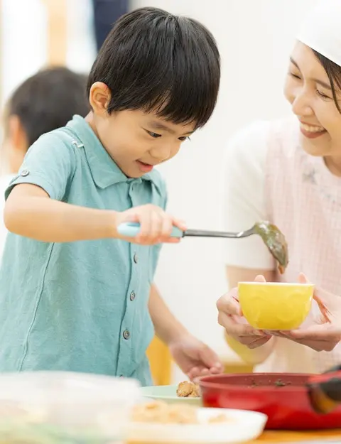 食育を兼ねた配膳体験